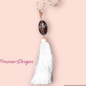 Premier Designs fringe tassel removable pendant and bead necklace